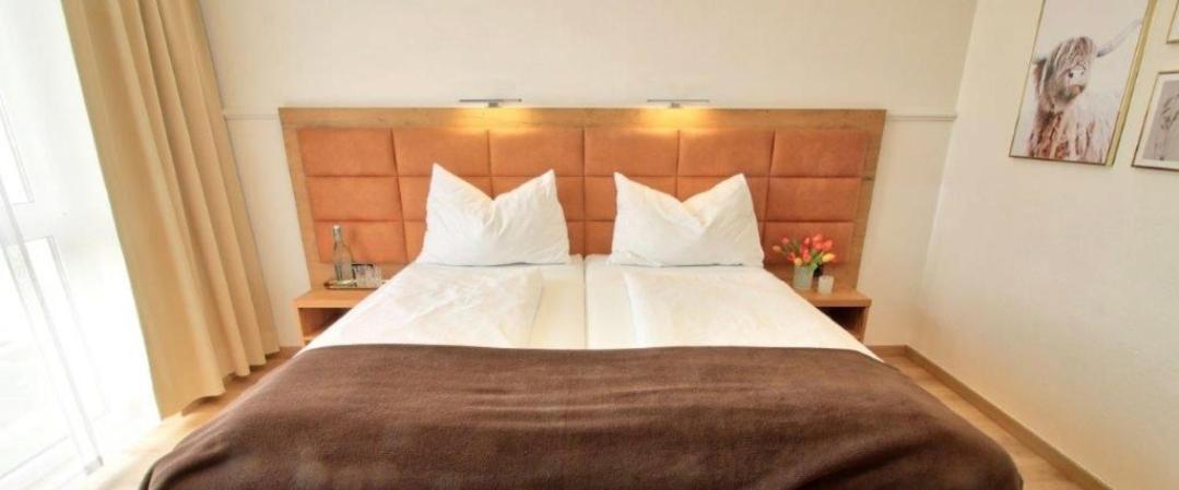 Hotel & Restaurant Seehof Подерсдорф ам Зее Стая снимка
