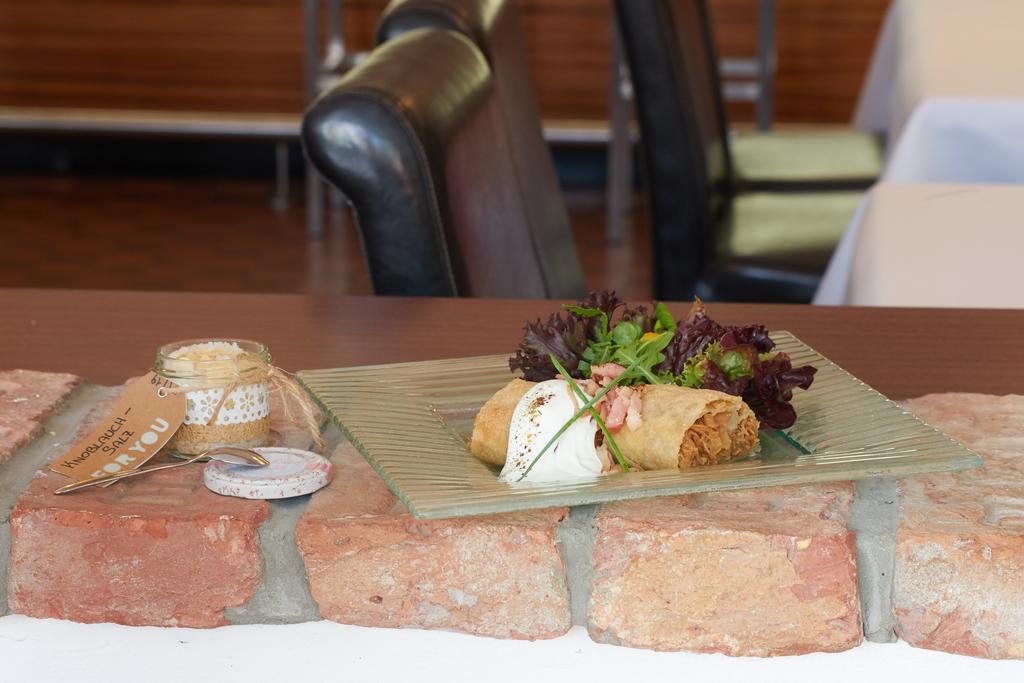 Hotel & Restaurant Seehof Подерсдорф ам Зее Екстериор снимка